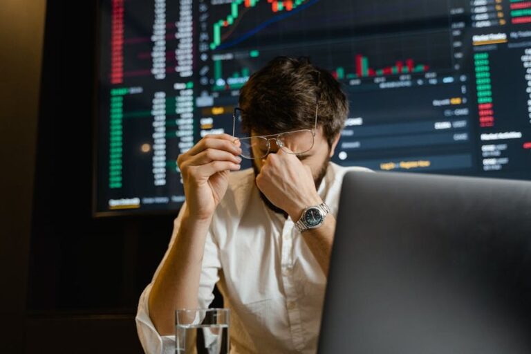 שינויים בשוק ההון: ניתוח מגמות והתפתחויות עכשוויות